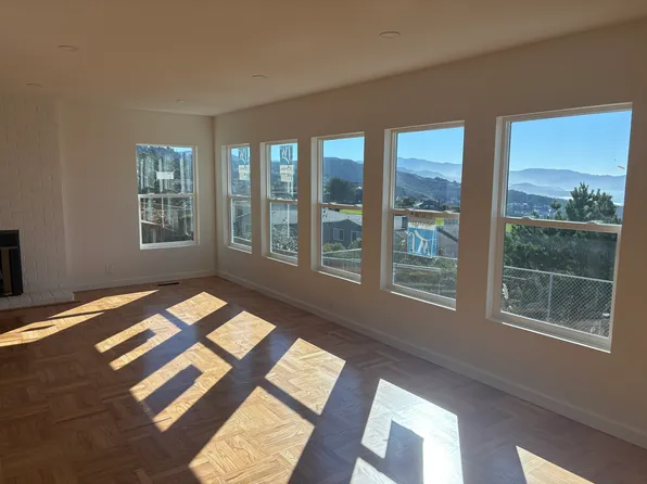 202 Crestmoor Cir, Pacifica, CA 94044