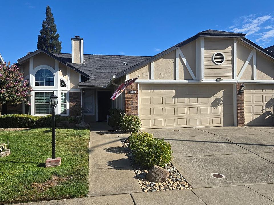 1st image of 1343 Muscat Cir