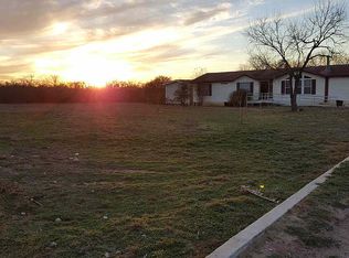 1169 Pr 1688, Moore, TX 78057