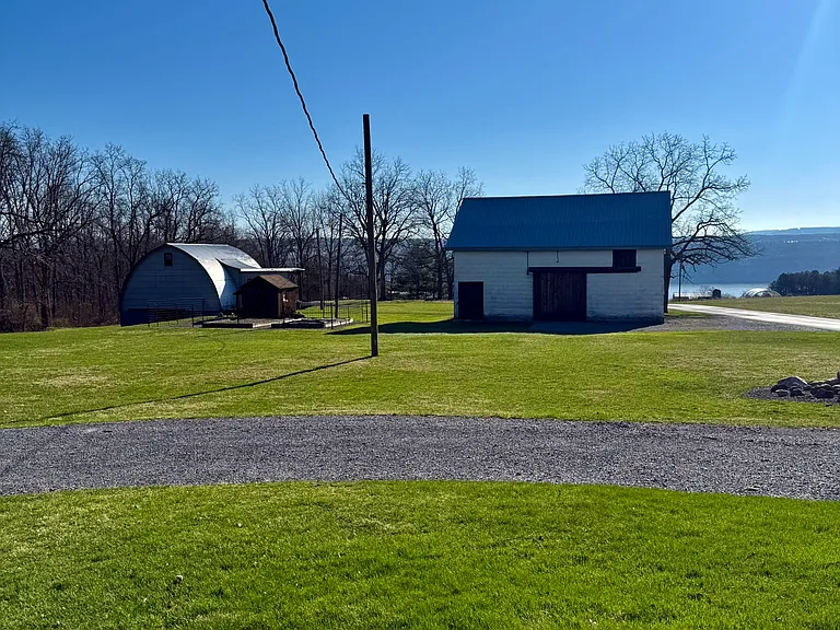 1213 Glenwood Heights Rd — Photo 14