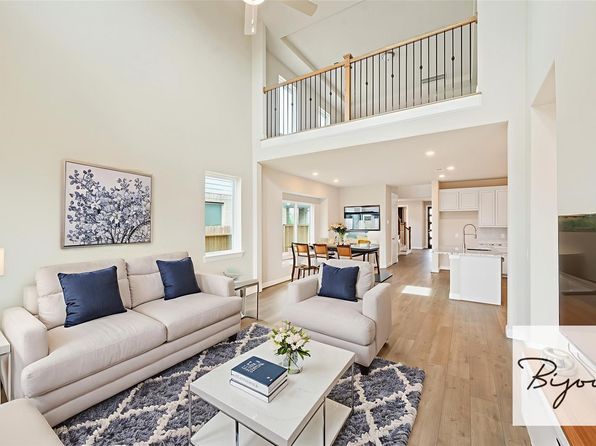 721 Ocean Palms Dr