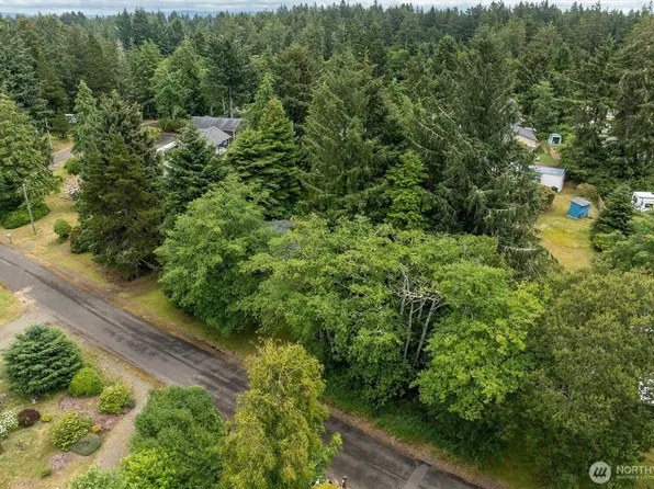 32206 R Place, Ocean Park, WA 98640