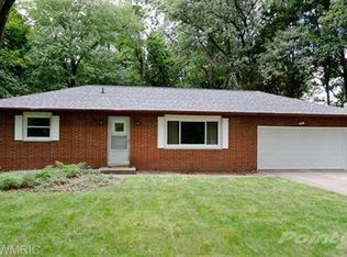 2628 S 16th St, Niles, MI 49120