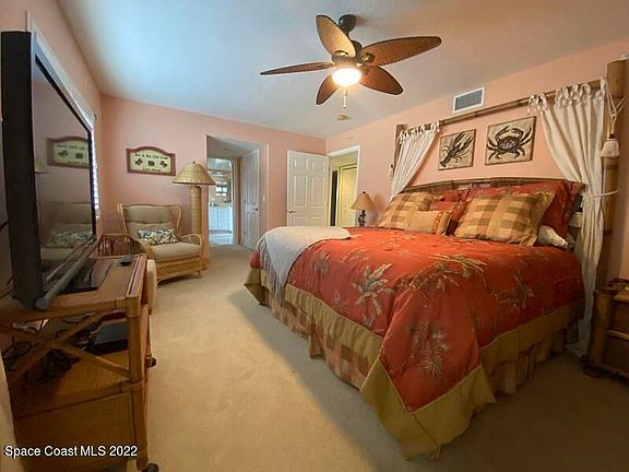 4th image of 732 Bayside Dr Unit 306