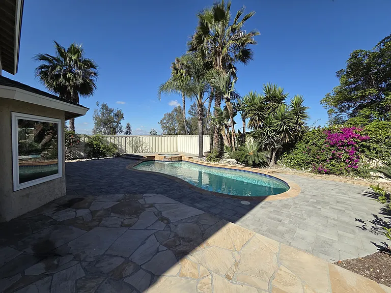12108 Creekside Ct — Photo 13