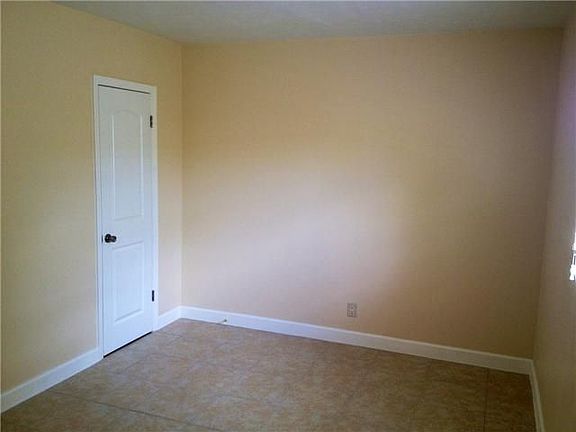 3rd image of 761 Hummingbird Way APT 102