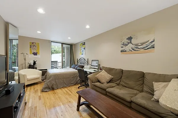 Sold by MNS | media 12