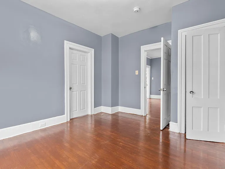 1105 N Main St #1 — Photo 15