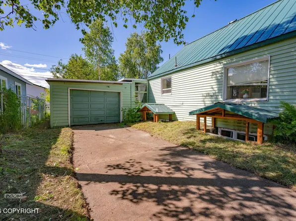 432 N Bliss St, Anchorage, AK 99508