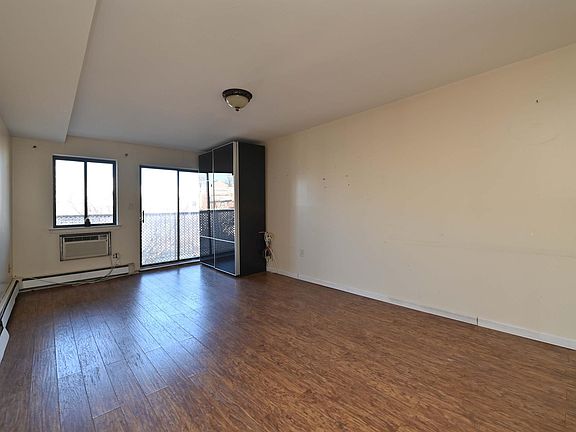 2nd image of 1706 Cropsey Ave #7007