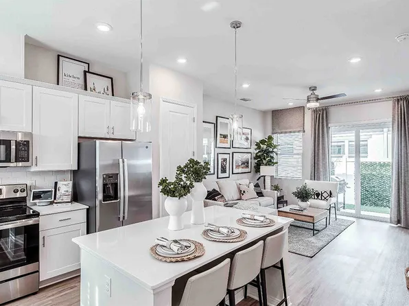 Yardly Artisan Lakes