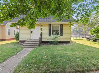 1418 S 7th St, Terre Haute, IN 47802