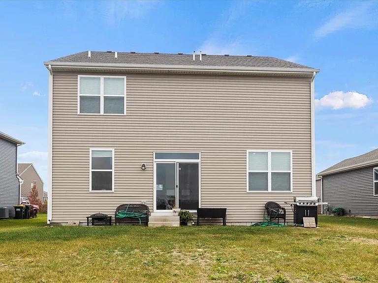 1596 Dublin Dr — Photo 14