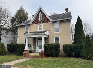 223 N Main St, Mercersburg, PA 17236