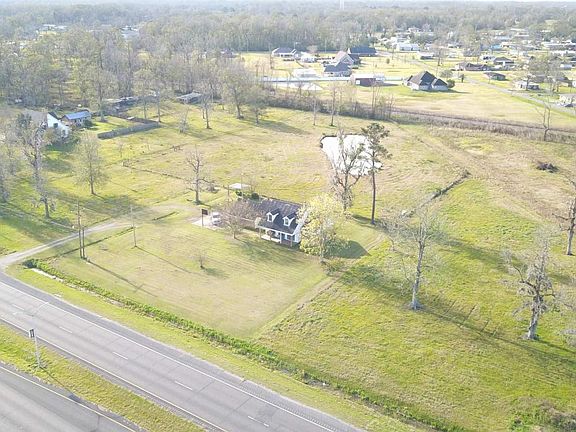 3rd image of 9427 Airline Hwy