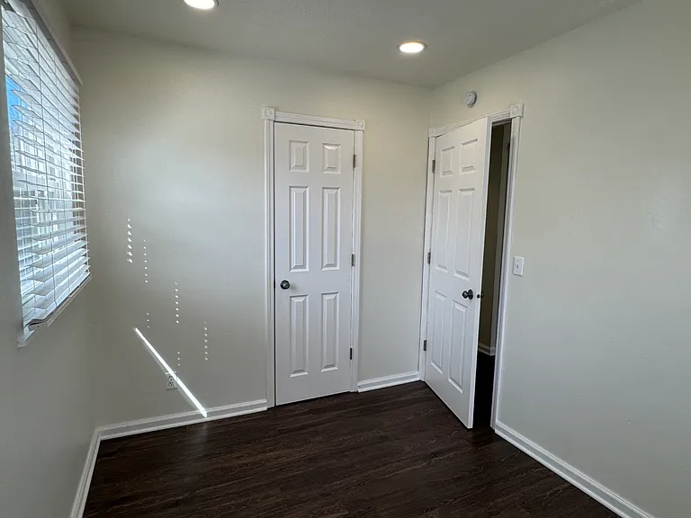 2319 Pinehurst Dr — Photo 11