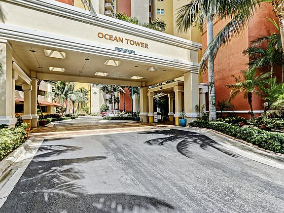 5th image of 2640 Lake Shore Dr #115-1