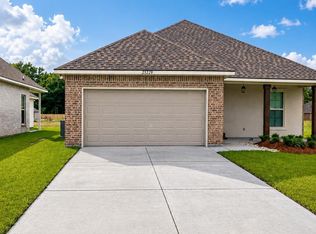 25729 Raines Ave, Denham Springs, LA 70726