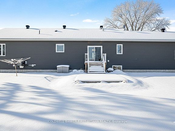 4th image of 800 Waba Rd