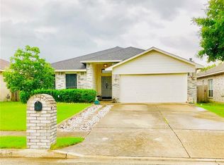 201 Wilderness Trl, Elgin, TX 78621