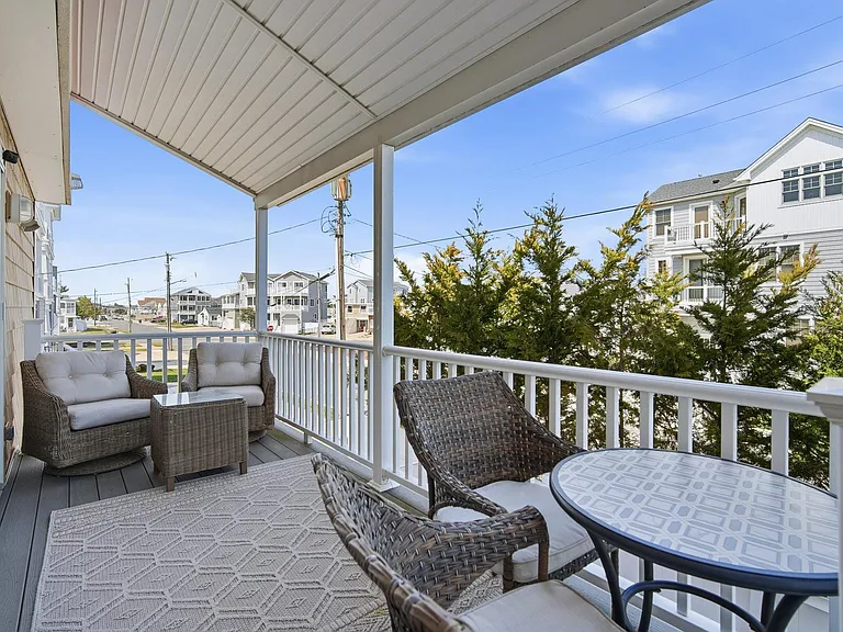 815 E Brigantine Ave #7 — Photo 28