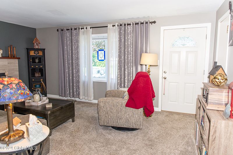 5th image of 58 Charlton Road