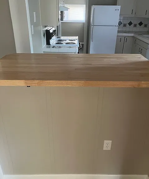 300 N Park St #1 — Photo 8