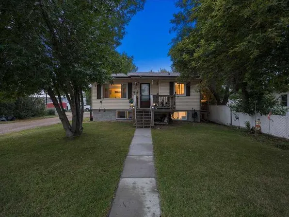110 Railway Ave S, Rockyford, AB T0J 2R0
