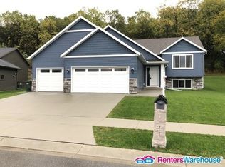 3453 Ridgeline Dr SE, Rochester, MN 55904