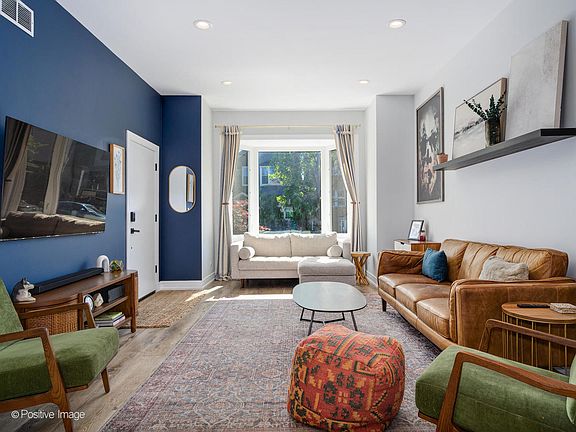 3rd image of 2452 N Campbell Ave #1