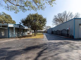 1654 Oak Tree Dr, Houston, TX 77080