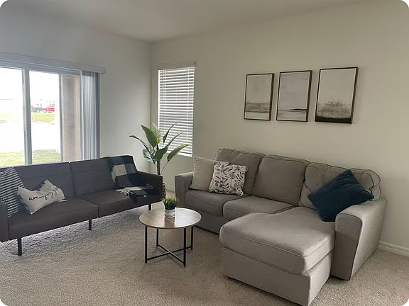 5th image of 4435 Testana Ln