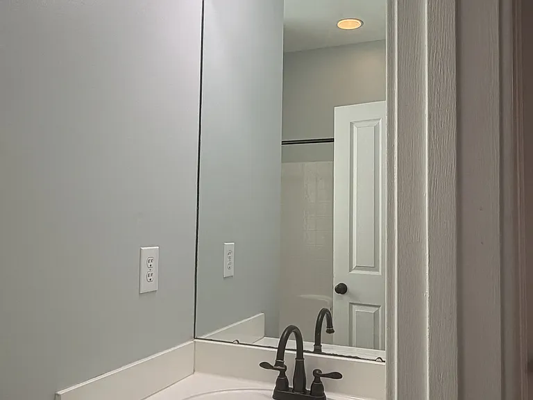 11341 Charlotte View Dr — Photo 20