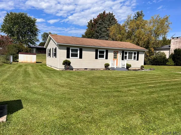 387 Beautyline Dr, Salix, PA 15952