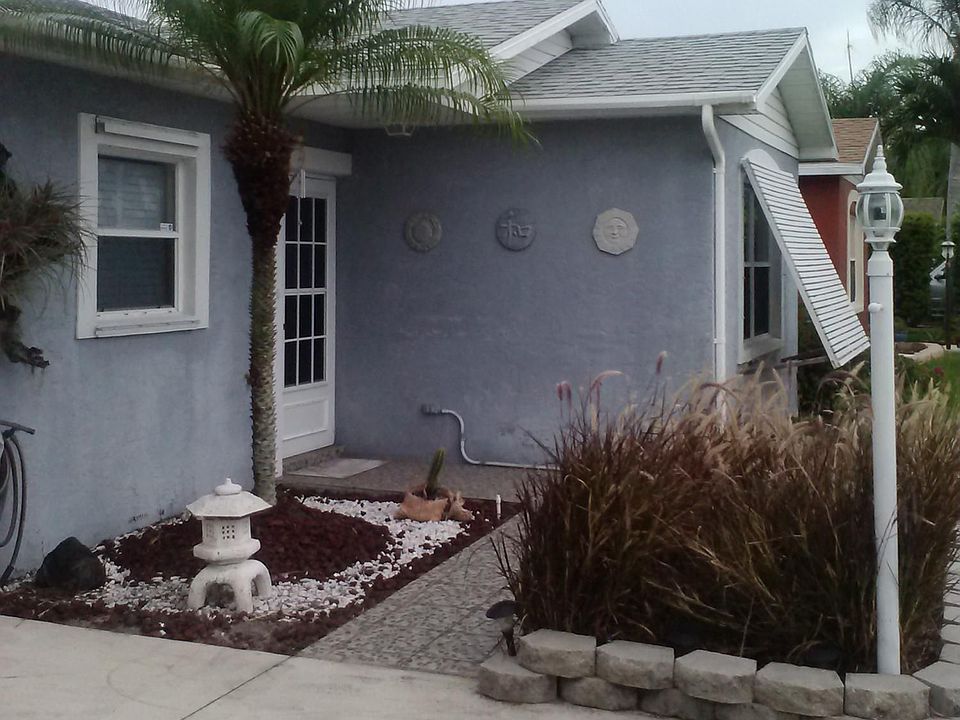 Home For Sale In Dixie Park