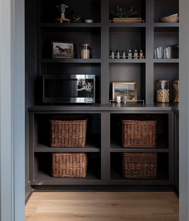 IGIN HOLIDAY HOUSE韓国限定 BLACK Black Urban Cottage / CoLab Architecture