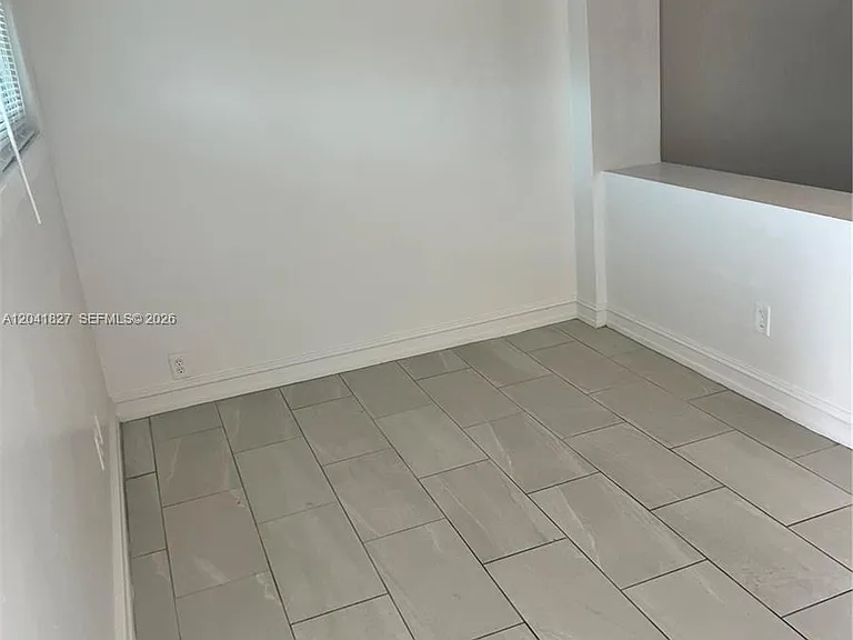 2300 SW 44th St #2310 — Photo 8