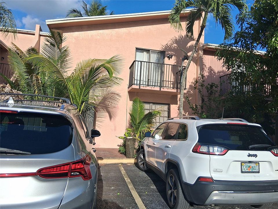 1st image of 3429 SW 52nd Ave