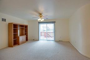 5th image of 329 Copper Dr