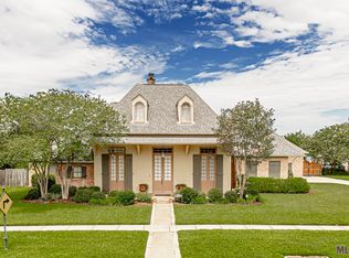 1415 Campden Dr, Baton Rouge, LA 70810