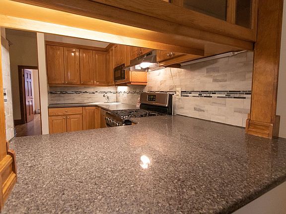 4th image of 231 W 136th St APT 1