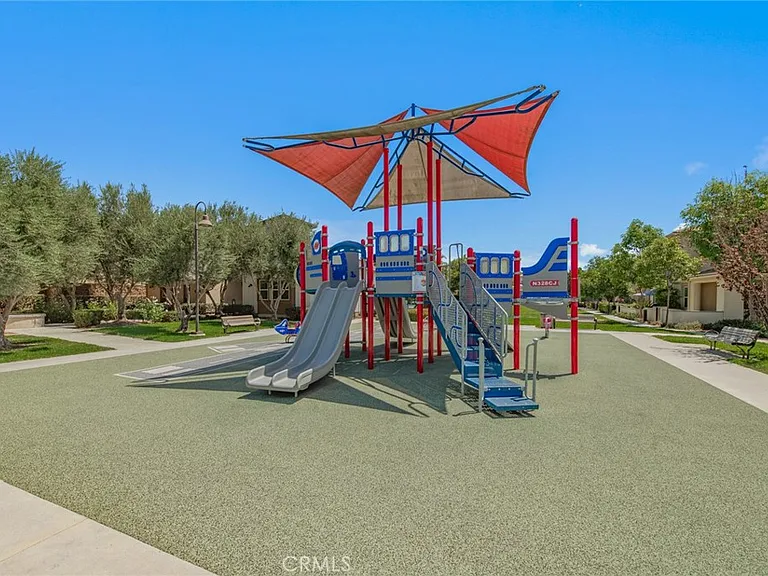 16039 Voyager Ave — Photo 38