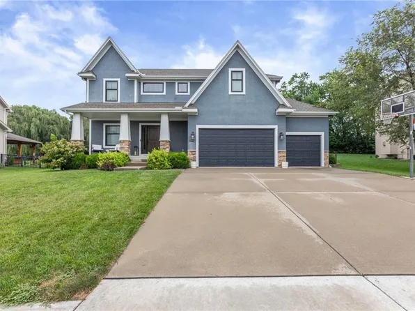 14773 S Turnberry St, Olathe, KS 66061