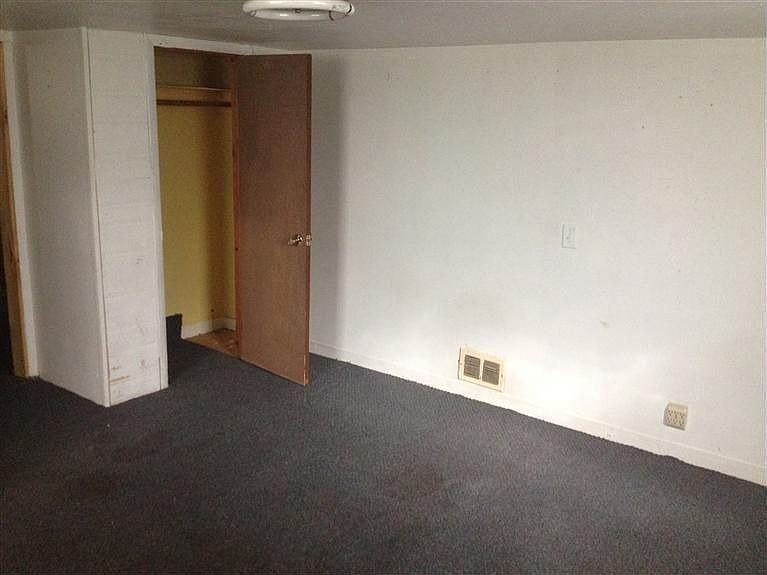 1st image of 4522 Park Ave