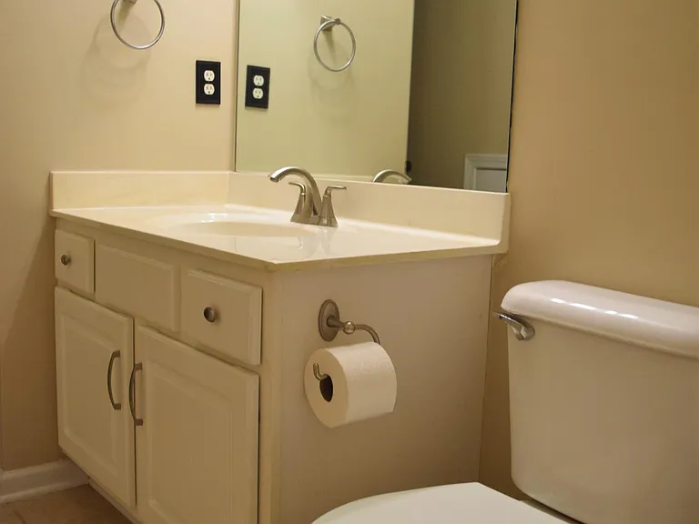 Upstairs Bathroom #3