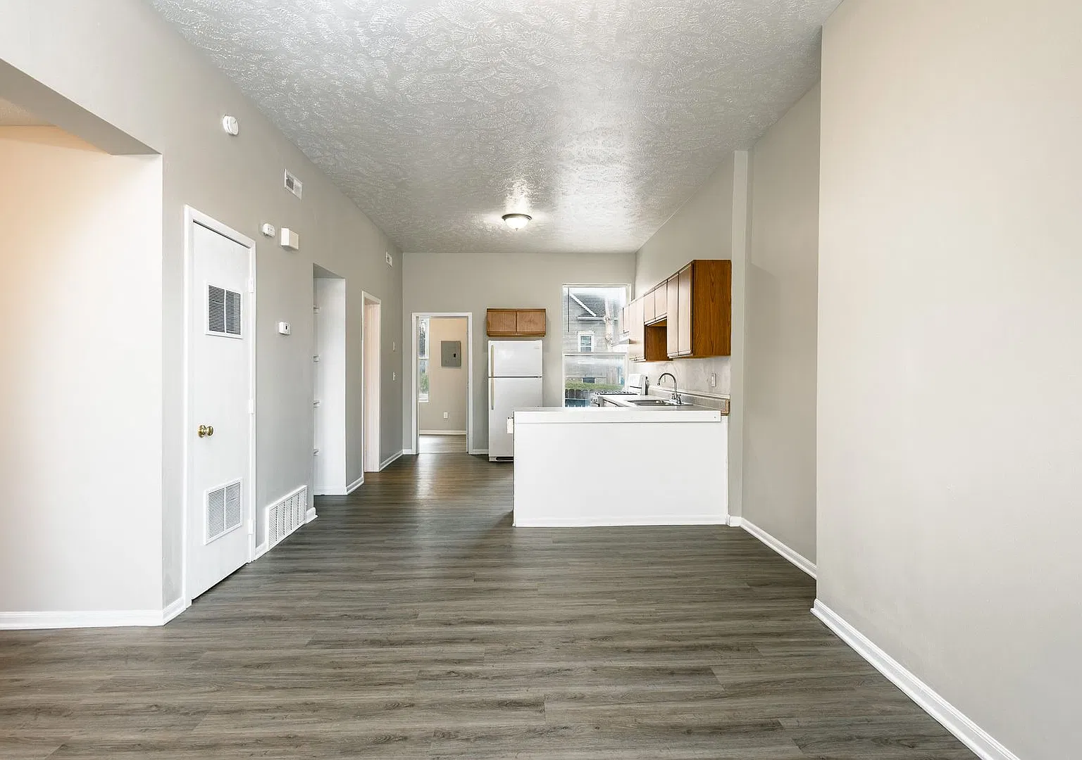N 29th Street Apartments — Photo 2