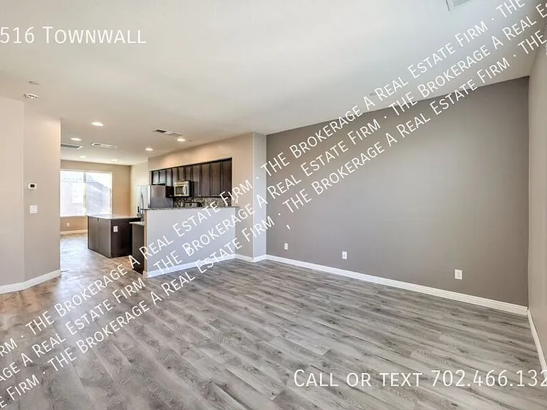 4516 Townwall — Photo 7