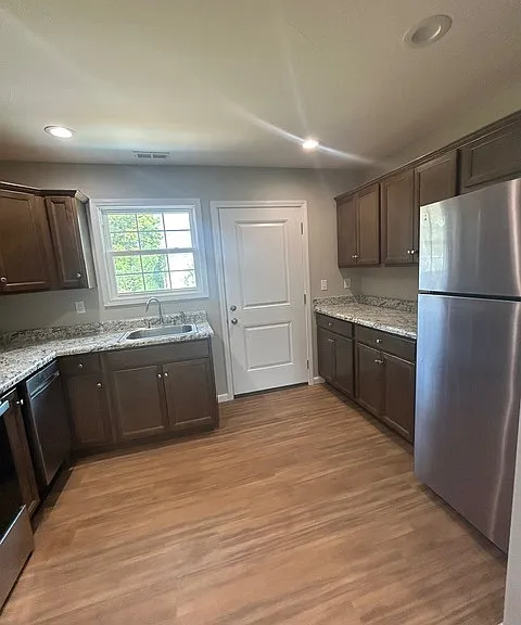 240 Western Ave #A — Photo 3