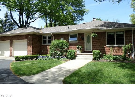 2nd image of 550 Crestwood Ave