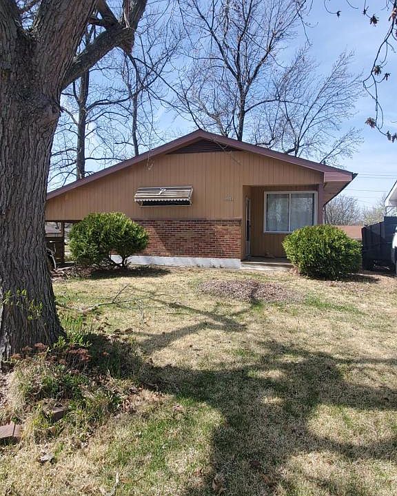 1st image of 9901 Lanier Dr